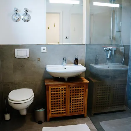 Design Office & Hideaway - Eah, Zeiss, Schott In 5 Min *